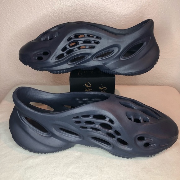 New FOAM Runner Sneakers Slides ‘Yeezy Type’ Mineral Blue Men’s size 10 - Picture 4 of 6